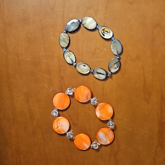 Two handmade bracelets - Picture 1 of 3